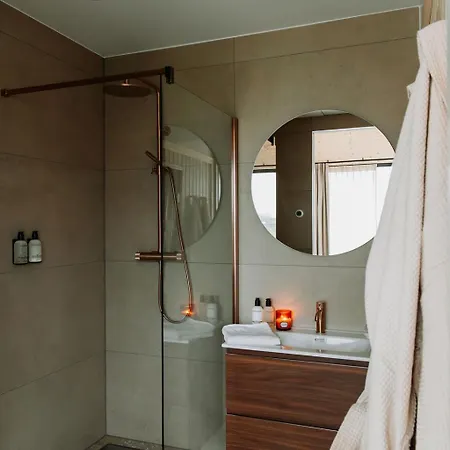 Polderlodge De Verademing 山林小屋 *